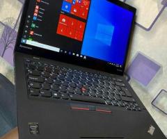 ALMOST NEW LENOVO X1 CARBON G3 5TH GEN